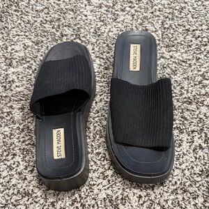 Steve Madden platform sandal